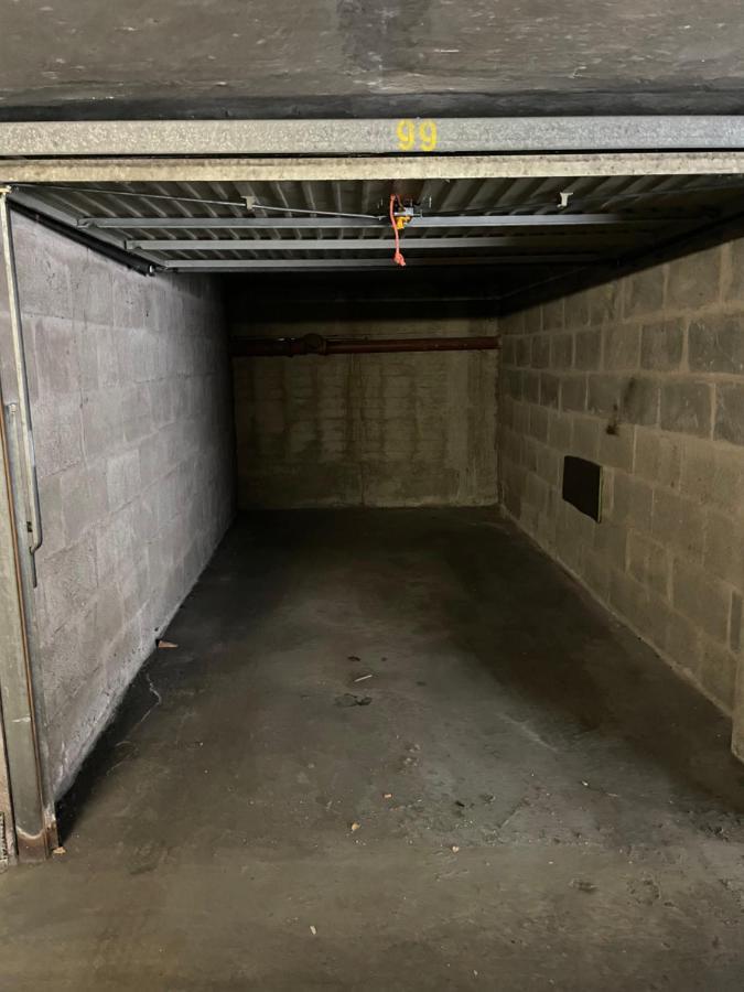 Superbe Appartement Avec Place De Parking Gratuit Strasburgo Esterno foto